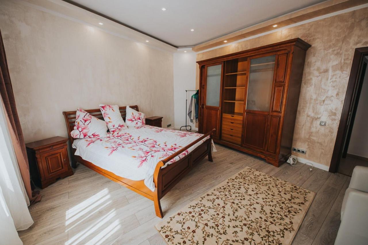 Hotel Endlich Zuhause Sibiu Esterno foto